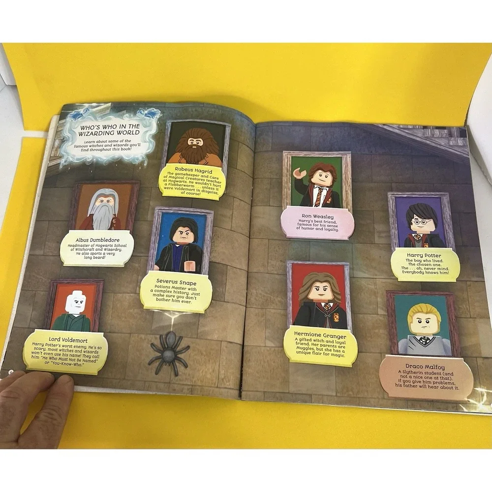 Lego Harry Potter: A Magical Search And Find Adventure w/mini-figure Scholastic